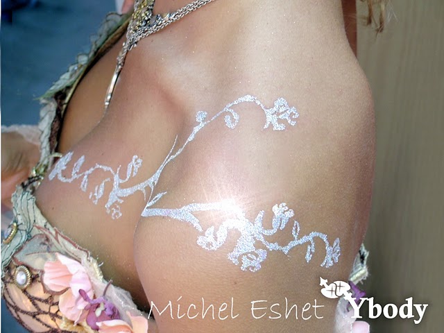 00HOMEPAGE_glitter_tattoos_michel_eshet_0.jpg